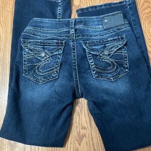 Silver jeans Women's Blue Jeans waist 27 length 30